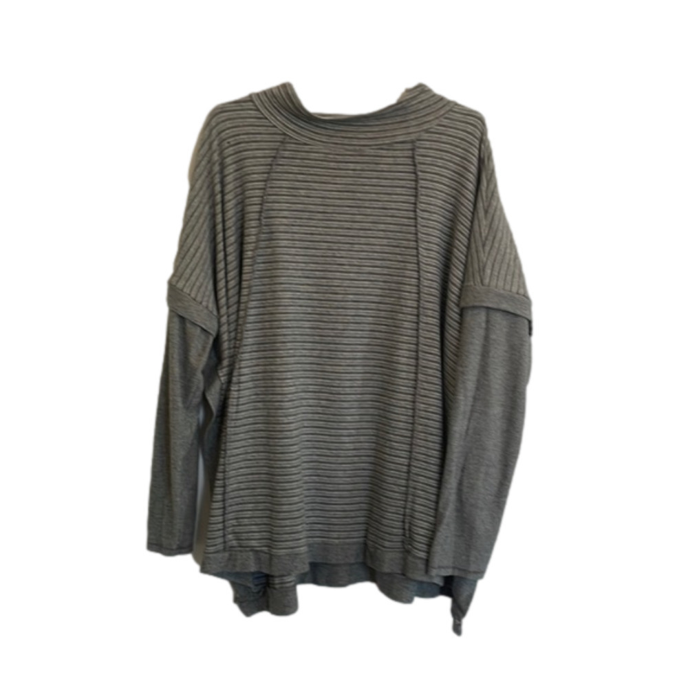 HELLONITE One Size Boxy Lounge sweater